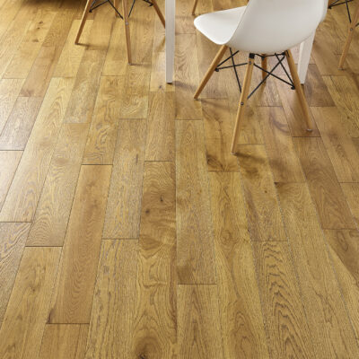 Naturecraft Golden Oak Brushed & Lacquered 14/3 x 125mm - Image 2