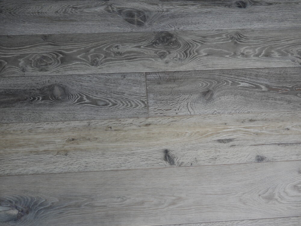 15/4 x 220mm Distressed Charcoal Grey - Image 4