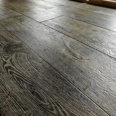 15/4 x 220mm Distressed Driftwood Grey