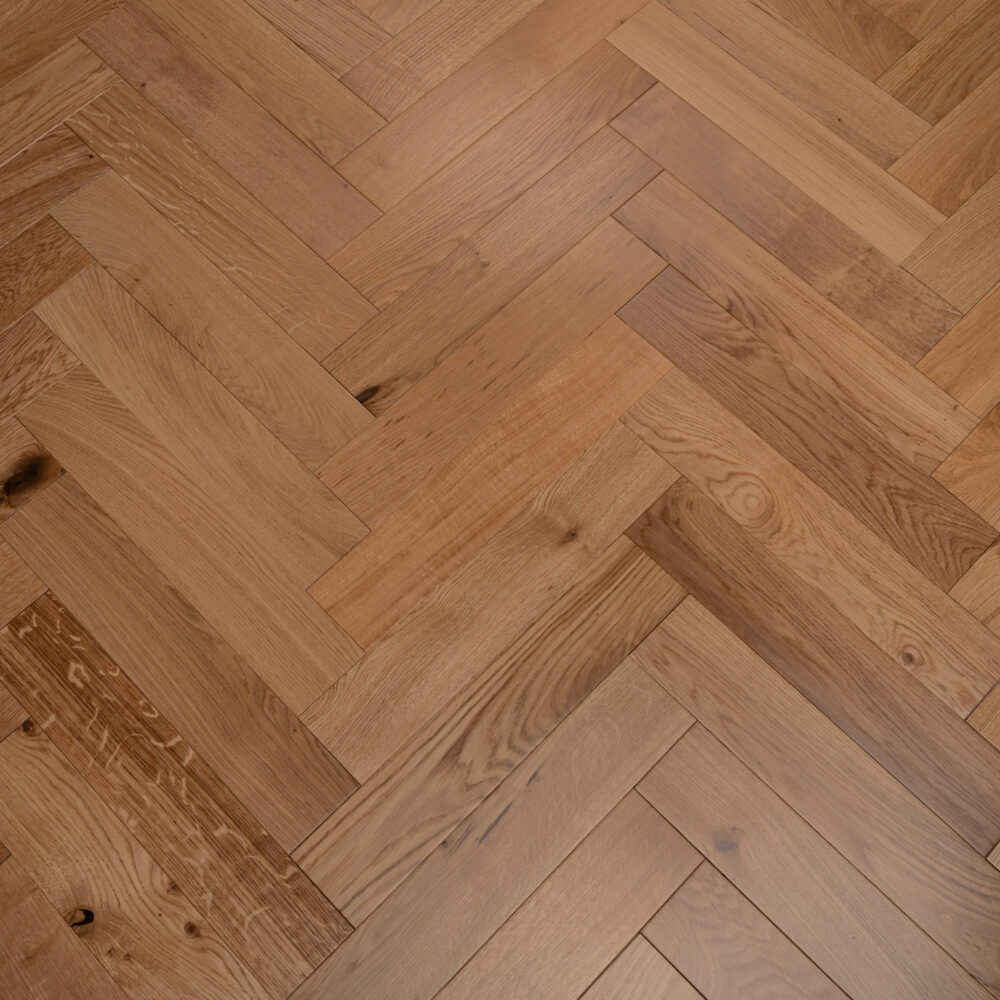 14/3 x 90mm Natural UV Lacquered Herringbone