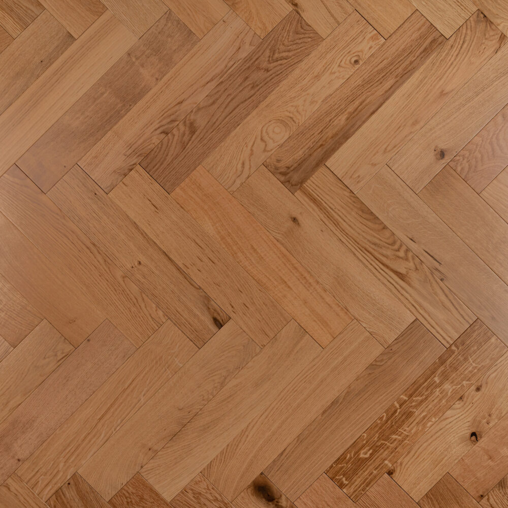 14/3 x 90mm Natural UV Lacquered Herringbone - Image 4