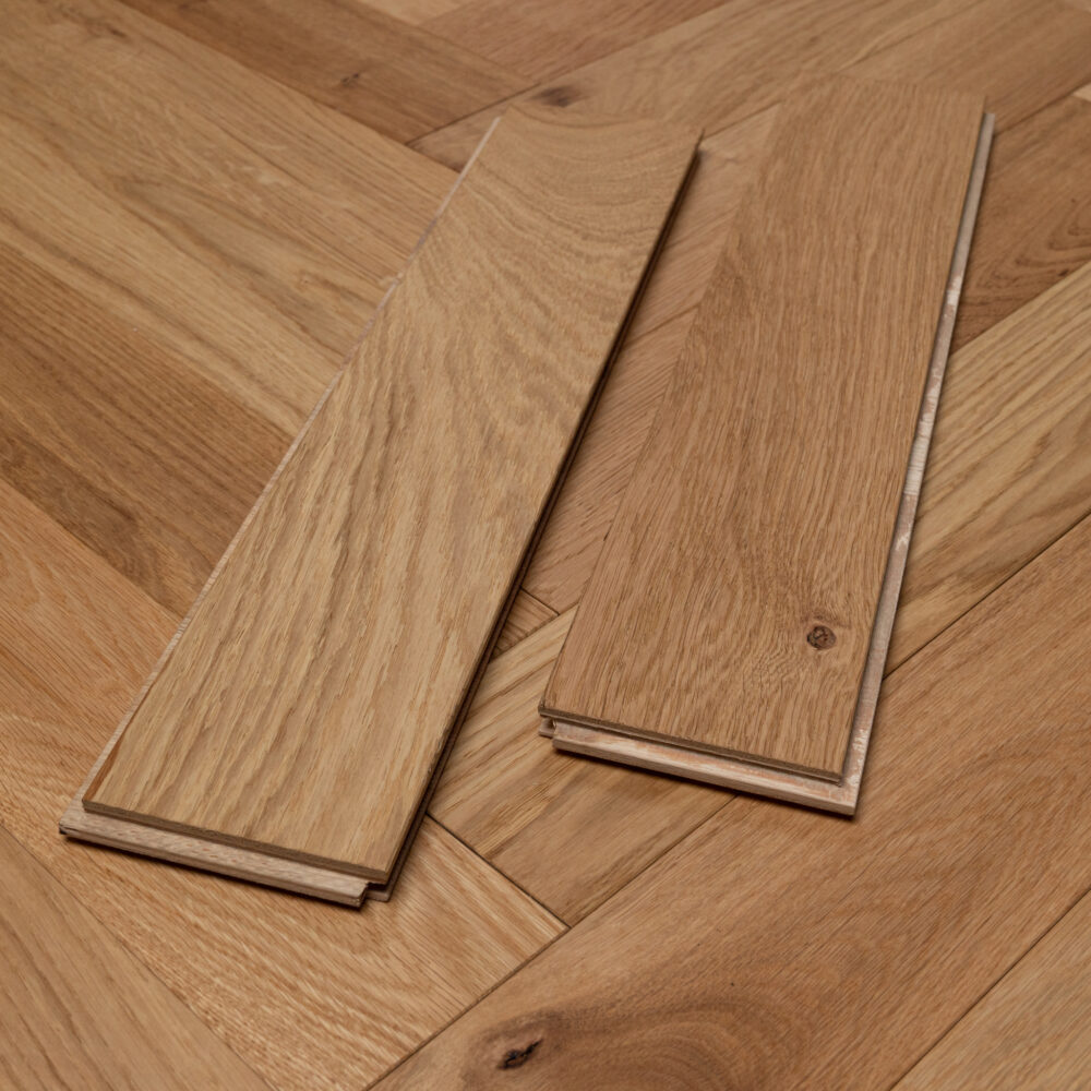 14/3 x 90mm Natural Brushed UV Oiled Herringbone - Image 2
