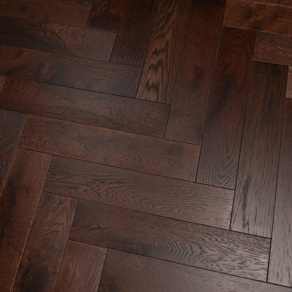 18/3 x 80mm Walnut Stained Herringbone - Image 5
