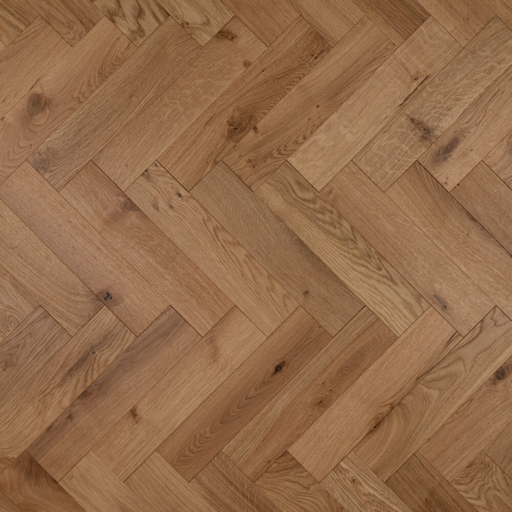 18/4 x 90mm Natural Brushed & Oiled Herringbone - Image 2