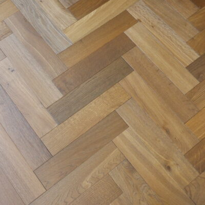 18/4 x 90mm Smoked Natural Oiled Herringbone - Image 5