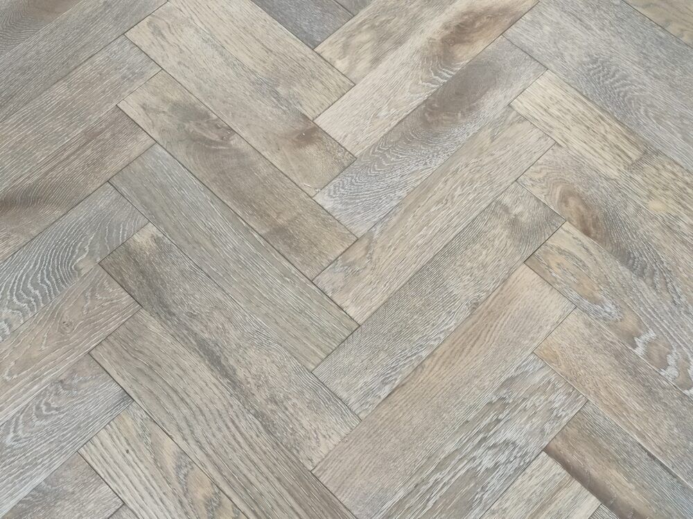18/4 x 90mm Grey Hard Waxed Herringbone - Image 3