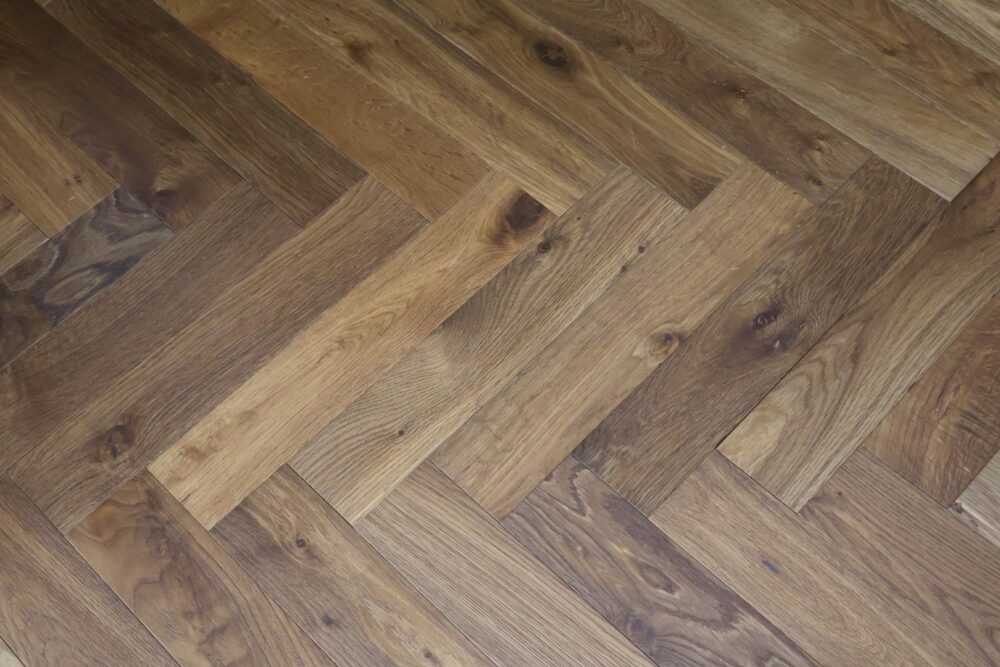 14/3 x 90mm Natural Smoked Dark Herringbone - Image 5