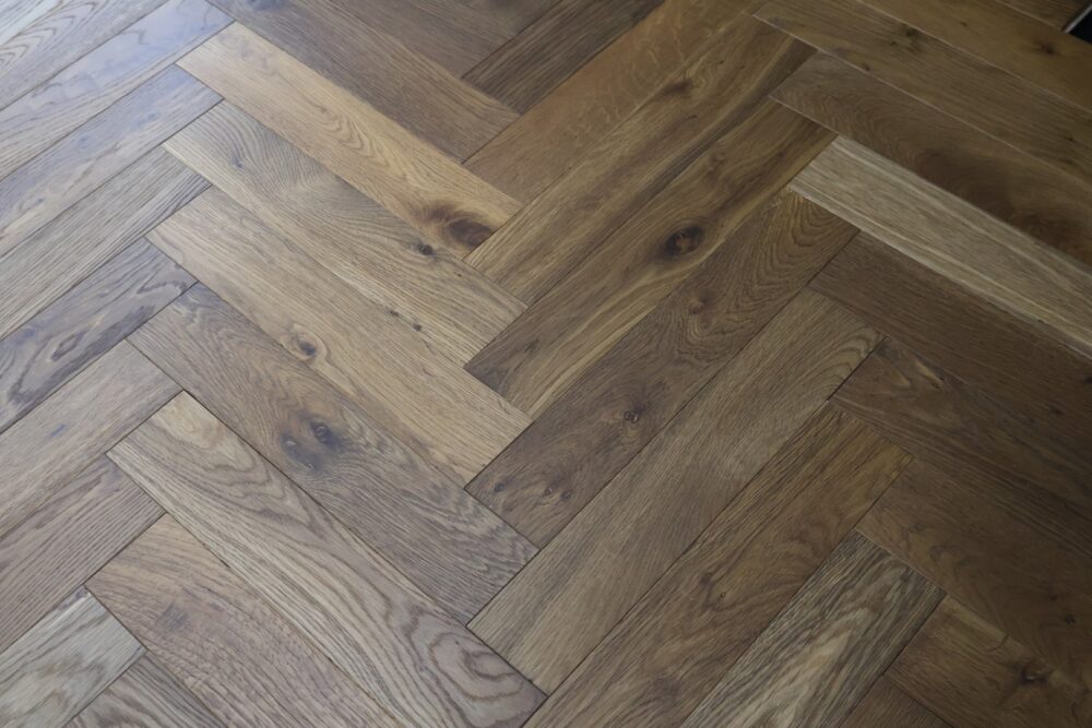 14/3 x 90mm Natural Smoked Dark Herringbone - Image 12