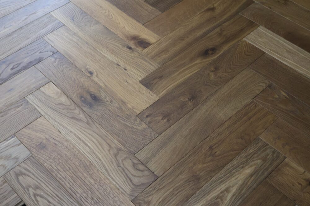 14/3 x 90mm Natural Smoked Dark Herringbone - Image 15
