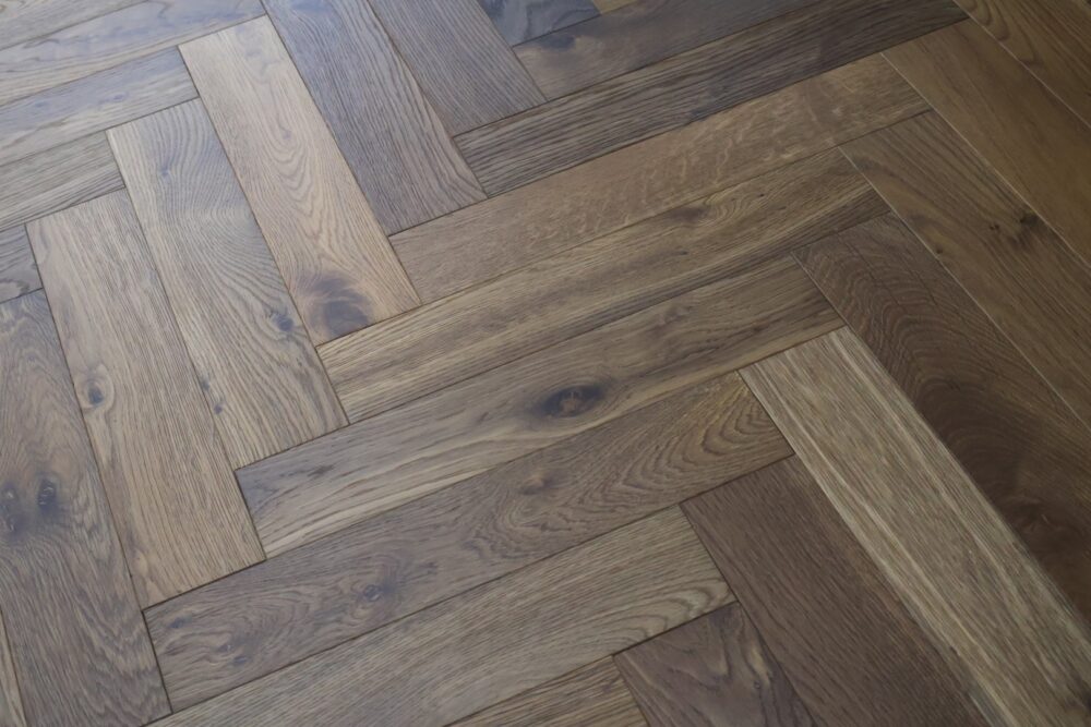 14/3 x 90mm Natural Smoked Dark Herringbone - Image 17
