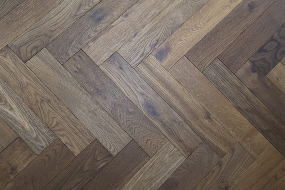 14/3 x 90mm Natural Smoked Dark Herringbone - Image 19
