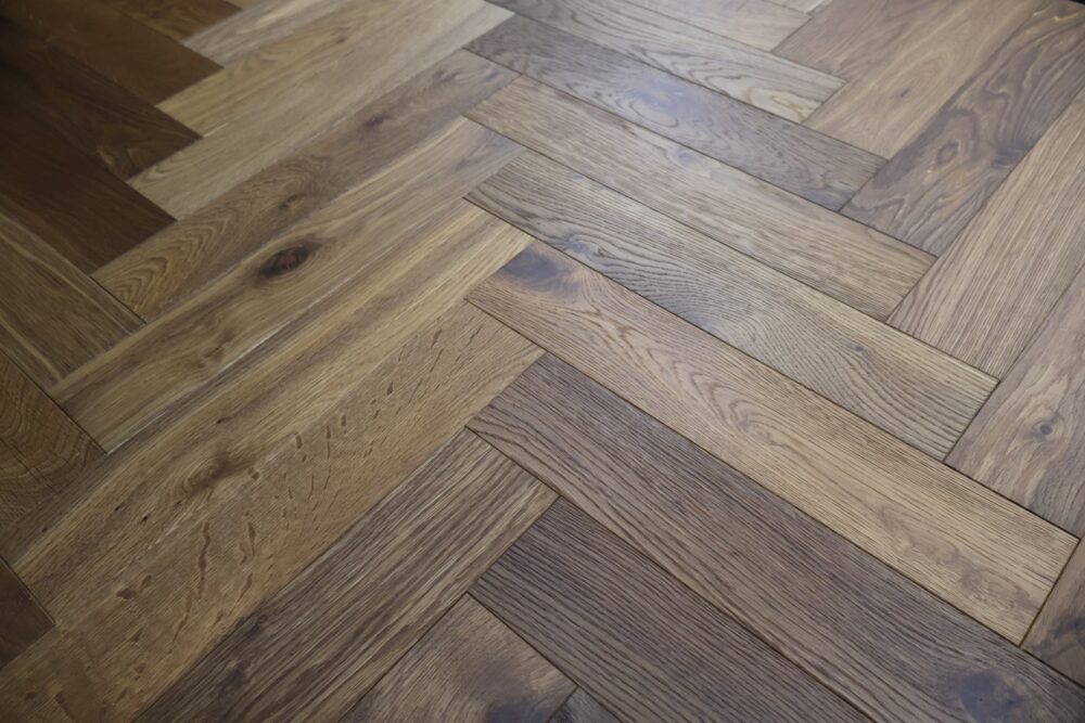 14/3 x 90mm Natural Smoked Dark Herringbone - Image 24