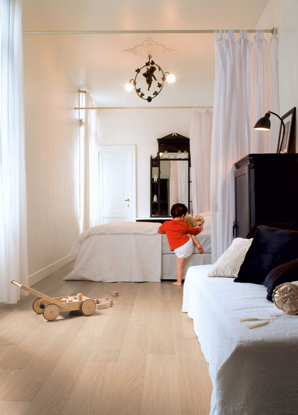 Quick-Step Impressive Ultra White Varnished Oak - Image 16