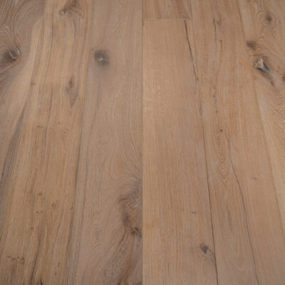 15/4 x 220mm Distressed White Oiled - Image 4