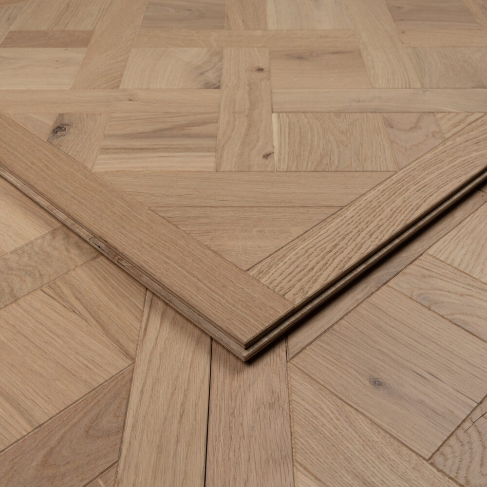 20/4mm Versaille Panel Brushed Invisible Lacquered - Image 3
