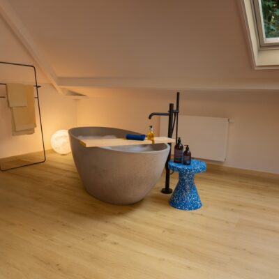 Quick-Step Bloom Brushed Oak Honey - Image 3