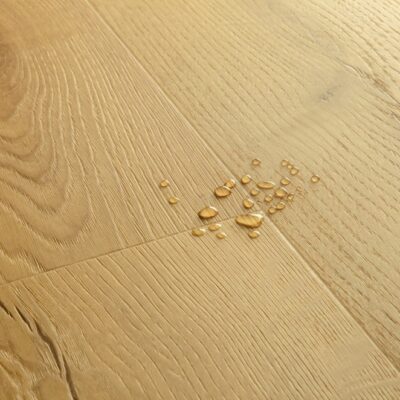 Quick-Step Bloom Brushed Oak Honey - Image 5