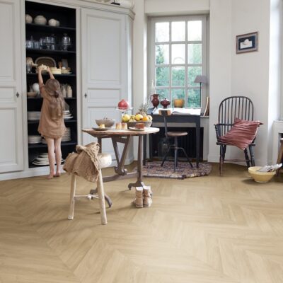 Quick-Step Impressive Patterns Chevron Oak Medium