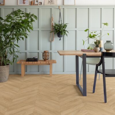 Quick-Step Impressive Patterns Chevron Oak Medium - Image 4