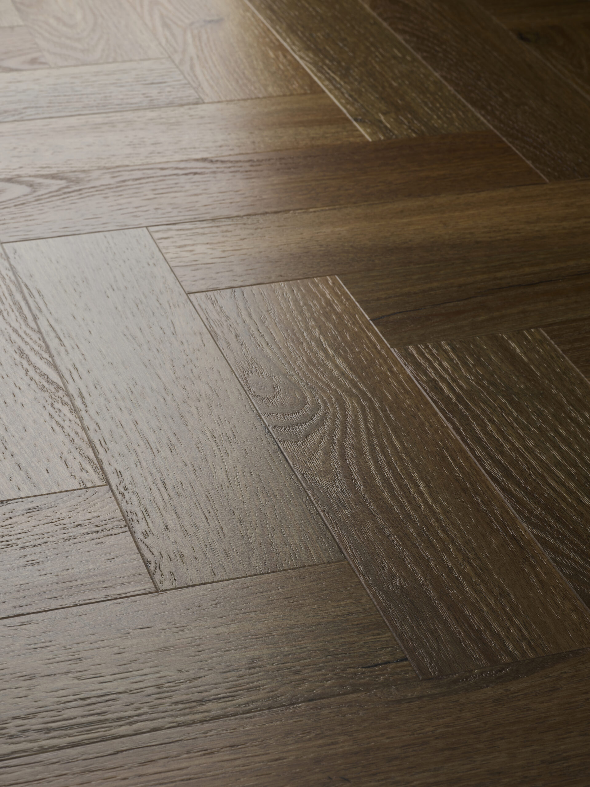 Textures LVT Herringbone Aged Oak - Image 8