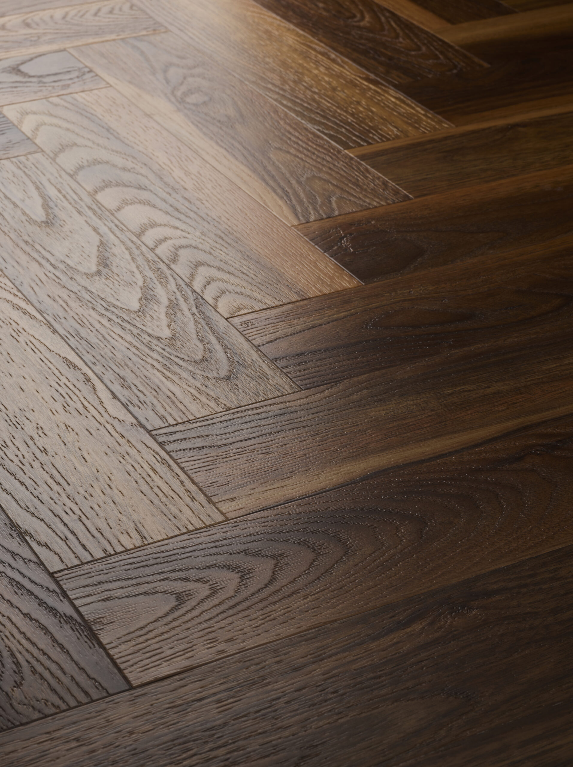 Textures LVT Herringbone Warm Walnut - Image 4